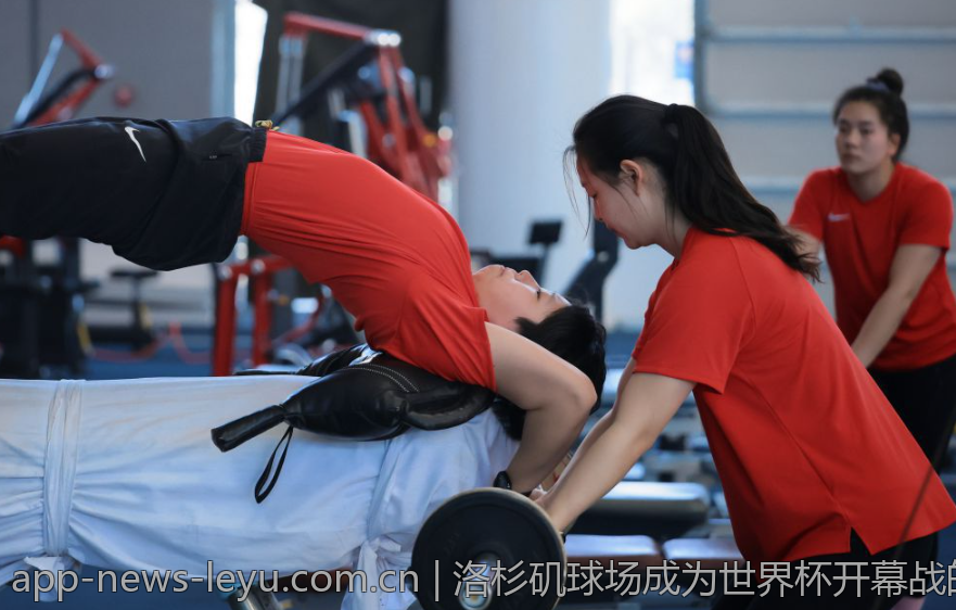 洛杉矶球场成为世界杯开幕战的激情舞台